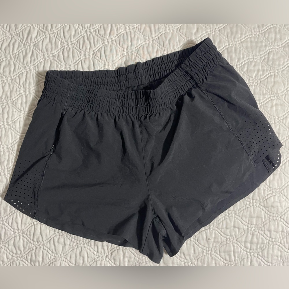 ATHLETA -HUSTLE 3" SHORT